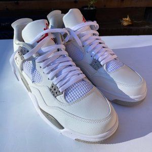 'Nike Air Jordan 4' - White/Tech Gray